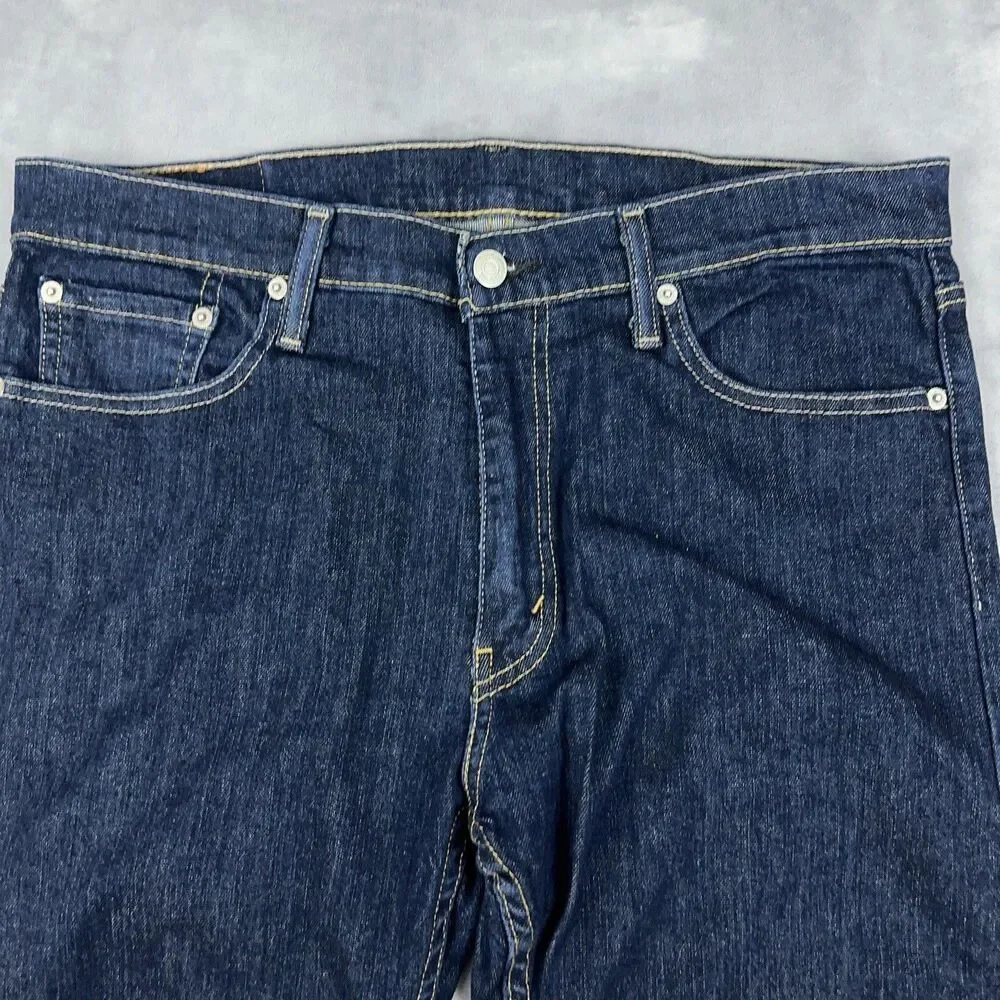 Levi's 513 Jeans Mens Size 33x30 Blue Slim Straight 5 Pocket Denim Dark Wash